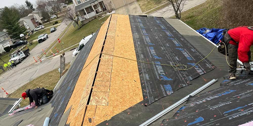 Cincinnati and Harrison roof repair expert